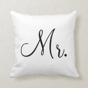 Coussin M. Pillow