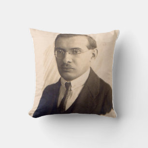 Coussin M. Scientifique des années 1920