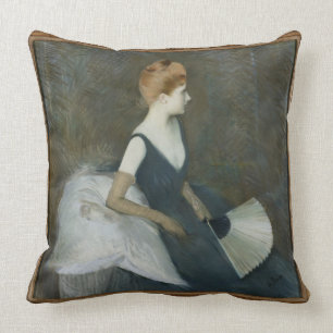 Coussin Madame Marthe Le Tellier Sitting sur un sofa
