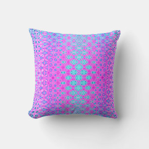 Coussin Magenta, bleu ciel et géométrique marine