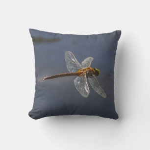 Coussin Magnifique Dragonfly Close Up Over Water