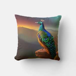 Coussin Magnifique paon accueille le jour