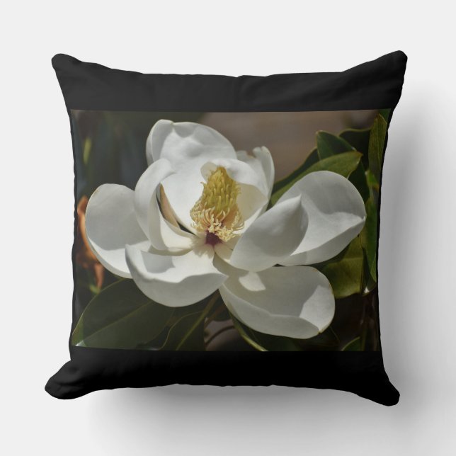 Coussin Magnolia Pillow  (Recto)