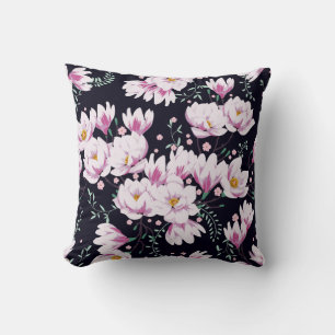 Coussin Magnolias de printemps, design élégant de tissu.