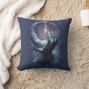 Coussin Main cosmique de fantasy sombre