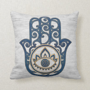 Coussin Main de Hamsa - main de bois de bleu de Fatima