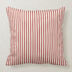 Coussin Maison agricole de Noël Russe Vintage Rouge Tickin