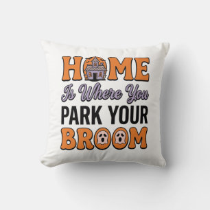 Coussin Maison Halloween Garez Votre Balai Typographie Vin