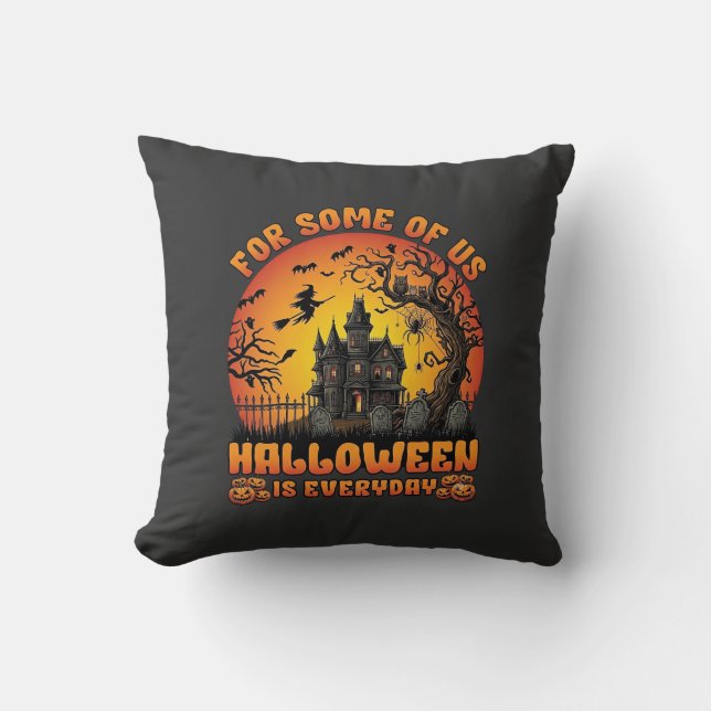 Coussin Maison Hantée Tous Les Jours Halloween Sorcière Lu (Recto)