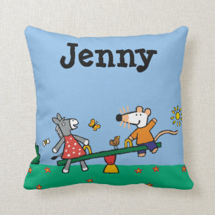 Coussin Maisy et bascule pointillée au terrain de jeu