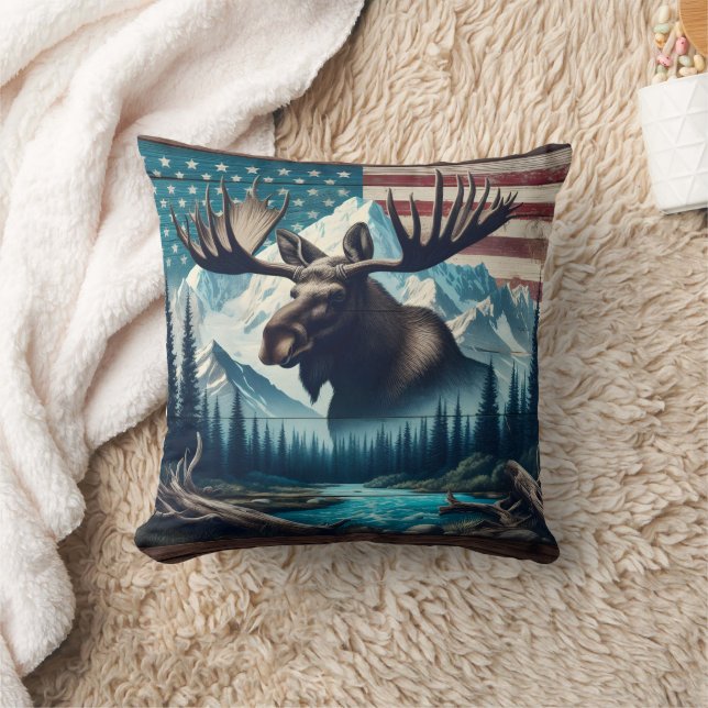 Coussin Majestic Moose Against Mountains et drapeau améric (Couverture)