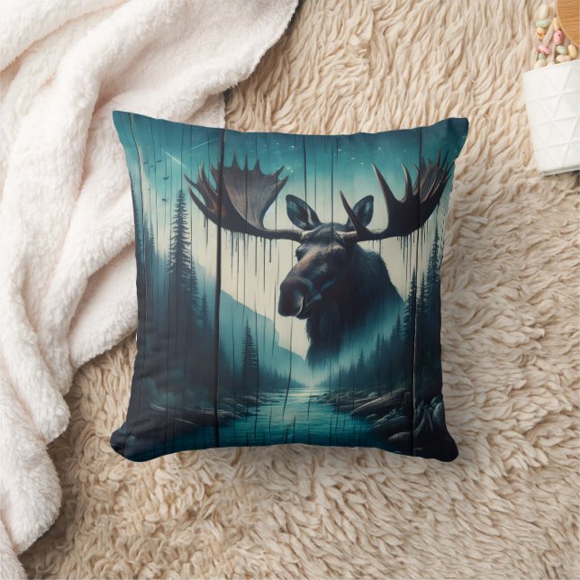 Coussin Majestic Moose surplombant le paysage de la rivièr (Couverture)
