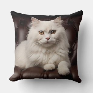 Coussin Majestic white cat