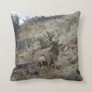 Coussin Mâle géant de cerfs communs de mule