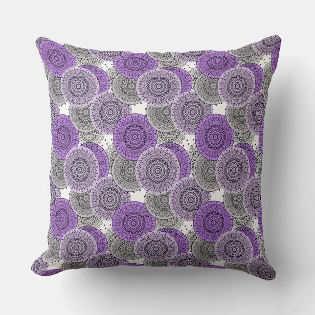 Coussin mandala arabe motif rose violet à l'orientale (Recto)