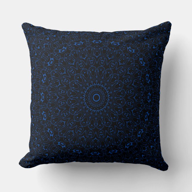 Coussin Mandala Bleu de Cobalt à la Symétrie Intriquée (Recto)