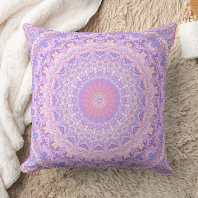 Coussin Mandala bohème complexe aux couleurs psychédélique (Couverture)