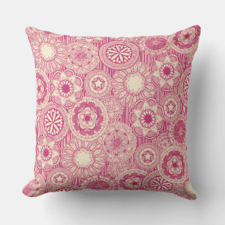 Coussin mandala cirque crème rose