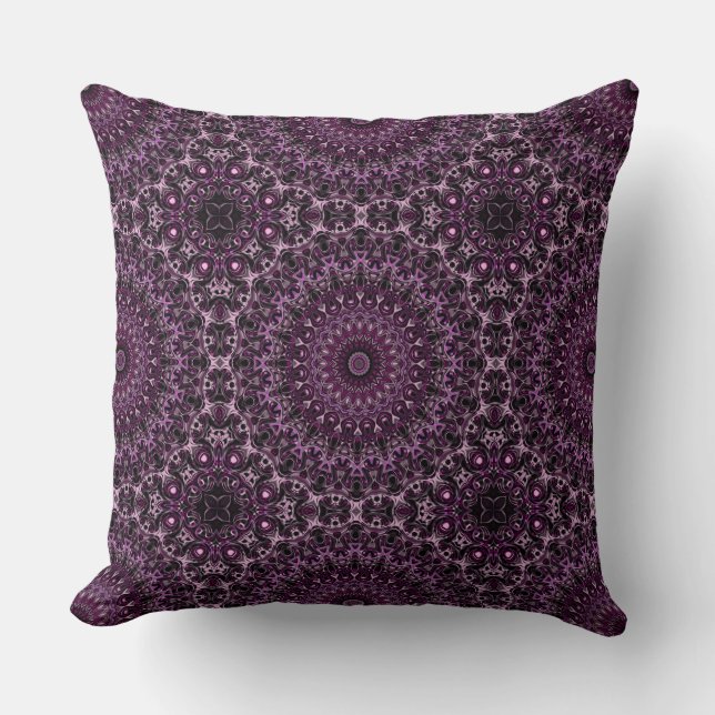 Coussin Mandala de rose rose et noire avec géométrie flora (Recto)