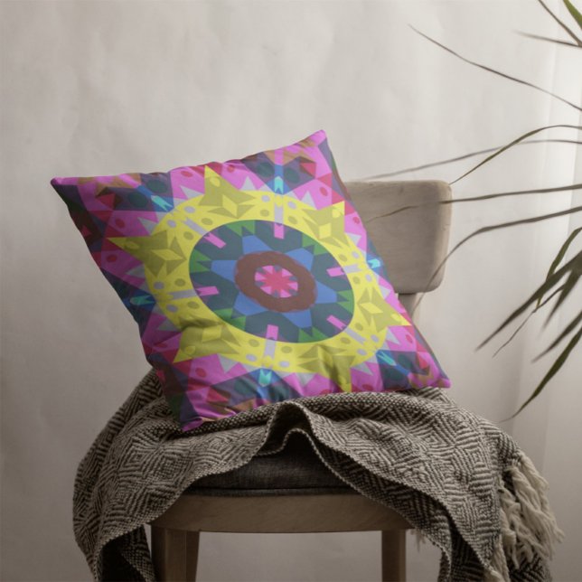 Coussin Mandala Flower bleu jaune et rose (Créateur téléchargé)