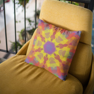 Coussin Mandala Flower jaune orange et violet