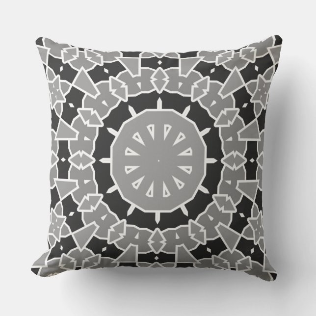 Coussin Mandala géométrique noir et blanc, calme et audaci (Recto)