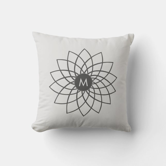 Coussin Mandala Gris sur Couleur Poussière d'Argent (Recto)