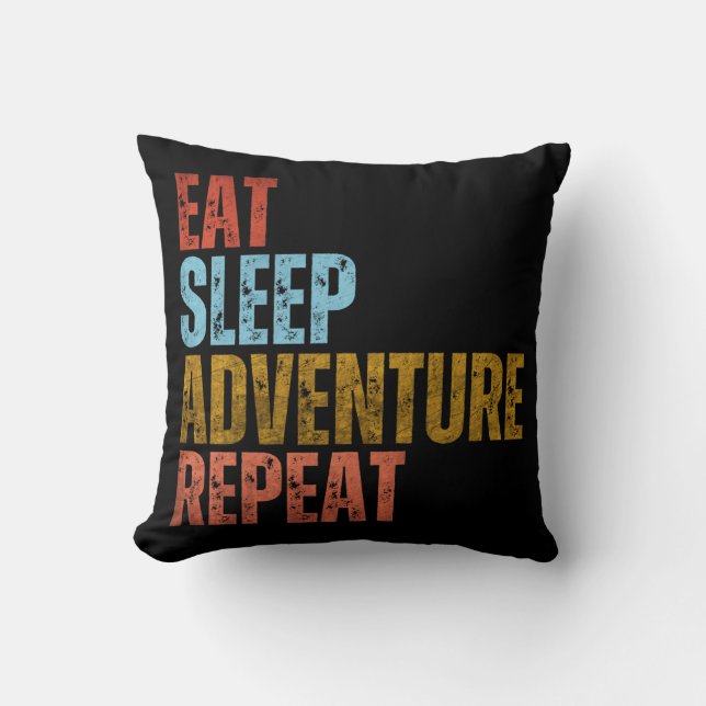 COUSSIN MANGER DORMIR AVENTURE RÉPÉTER (Recto)