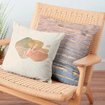 Coussin Marble Gold Foil Gemstone<br><div class="desc">Pierre à gemme dorée de marbre moderne Pour obtenir des articles de papeterie ou de merchandising supplémentaires pour correspondre à cet article,  veuillez nous contacter par l'intermédiaire du contact designer sur la page d'accueil de notre zazzle.</div>