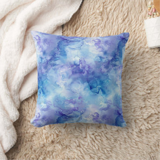 Coussin Marbre à l'aquarelle bleu clair et lavande