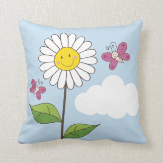 Coussin Marguerite et papillons de sourire