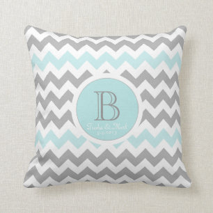 Coussin Mariage de monogramme blanc Chevron Grey Aqua