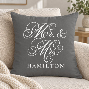 Coussin Mariage élégant Charcoal Monsieur et Madame Script