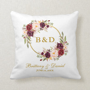 Coussin Mariage floral de monogramme d'or de guirlande de