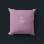 Coussin Mariage minimaliste personnalisé Opéra Mauve coule<br><div class="desc">Belle couleur mauve de l'opéra mauve de ressort mauve. Simple minimaliste moderne moderne tendance style chic pastel aestethic dans lavande couleur solide. Décor maison mauve,  décor esthétique mauve,  cuisine mauve,  couleur mauve.</div>