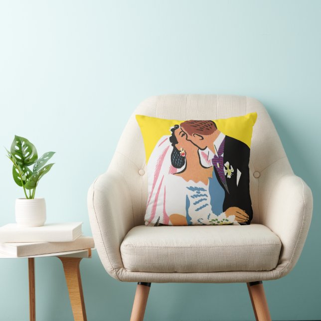 Coussin Mariage Vintage, Mariés s'embrassant (Chaise)