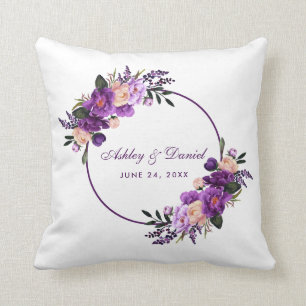 Coussin Mariage violet pourpre floral de guirlande
