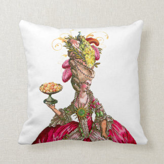Coussin Marie Antoinette avec gâteaux et paons