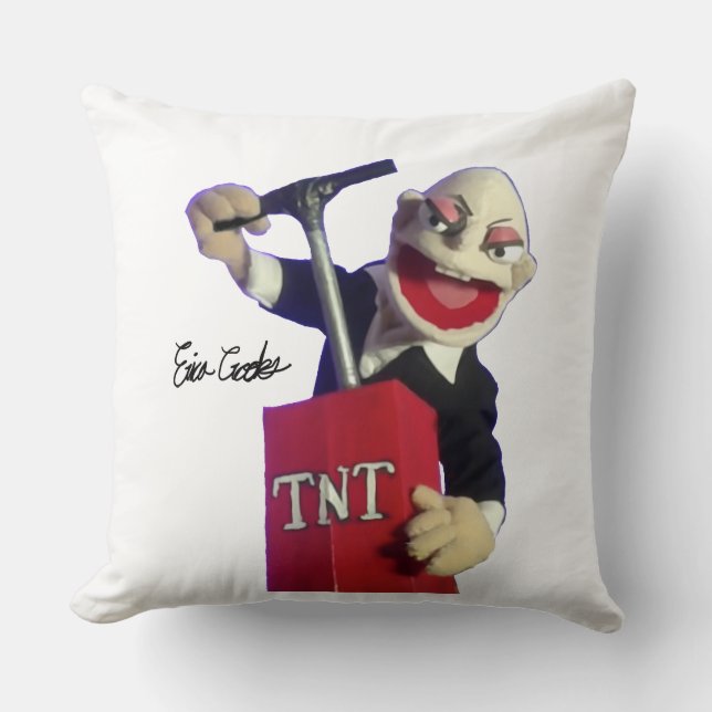 Coussin marionnette punk avec plongeur tnt (Recto)