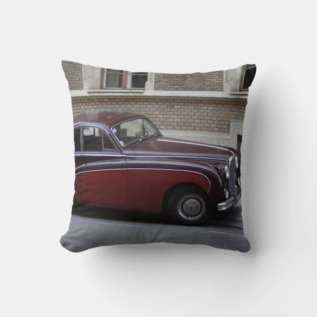 Coussin Mark IX de Jaguar rouge (Recto)
