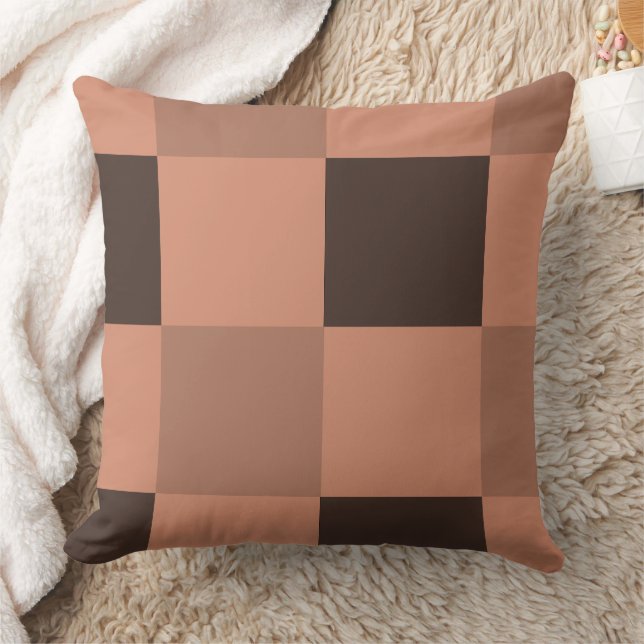 Coussin Marron à carreaux (Couverture)