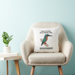 Coussin Martin-pêcheur pratiquant la quiétude comme un Mar