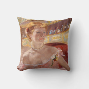 Coussin Mary Cassatt - Femme avec collier de perle dans un