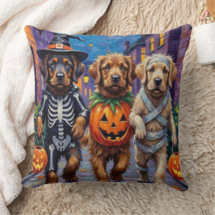 Coussin Mastiffs Tibétains en costumes d'Halloween
