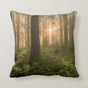 Coussin Matin brumeux du nord-ouest Pacifique de la forêt