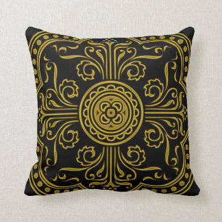 Coussin Médaillon baroque de style en or antique