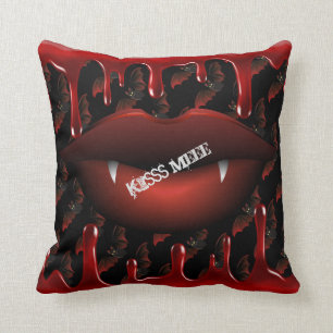Coussin Meee Kisss éffrayant