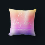 Coussin Meilleur jour jamais Rose Mariage arc-en-ciel<br><div class="desc">Best Day Ever Mariage Moderne Girly Moderne et élégant Métallic Or, rose et violet Ombre Rainbow Coussin de la fête pastel qui est parfait pour un mariage ou une Fête des mariées élégant. Ce coussin de fête est parfait pour un cadeau Mariage de Fête des mariées. Si vous avez besoin...</div>