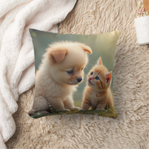 Coussin Meilleurs amis - mignon chiot et chaton dans l'her