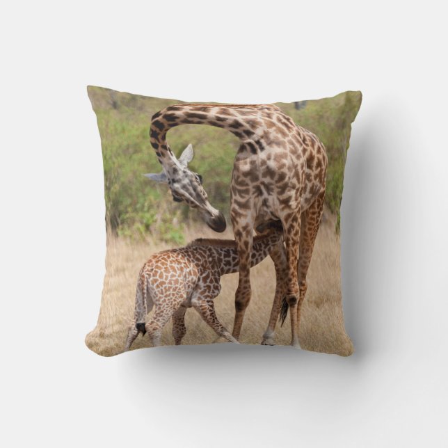 Coussin Mère girafe et bébé au Kenya (Recto)